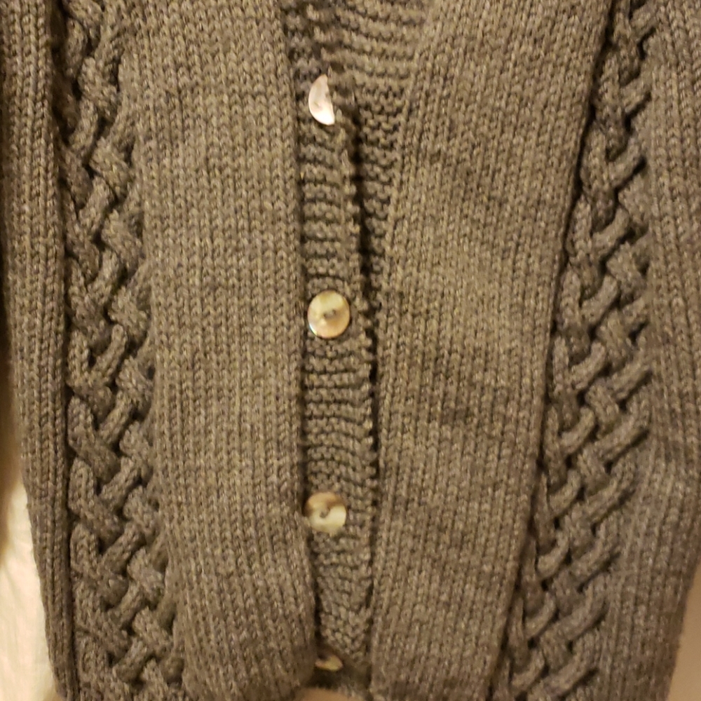 Sweater - Picture 4 of 6